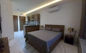 Brand New 1 Bedroom Studio Flat